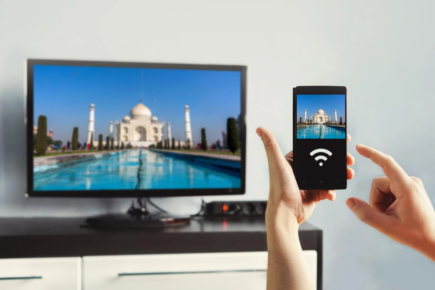 How to cast from phone to smart tv